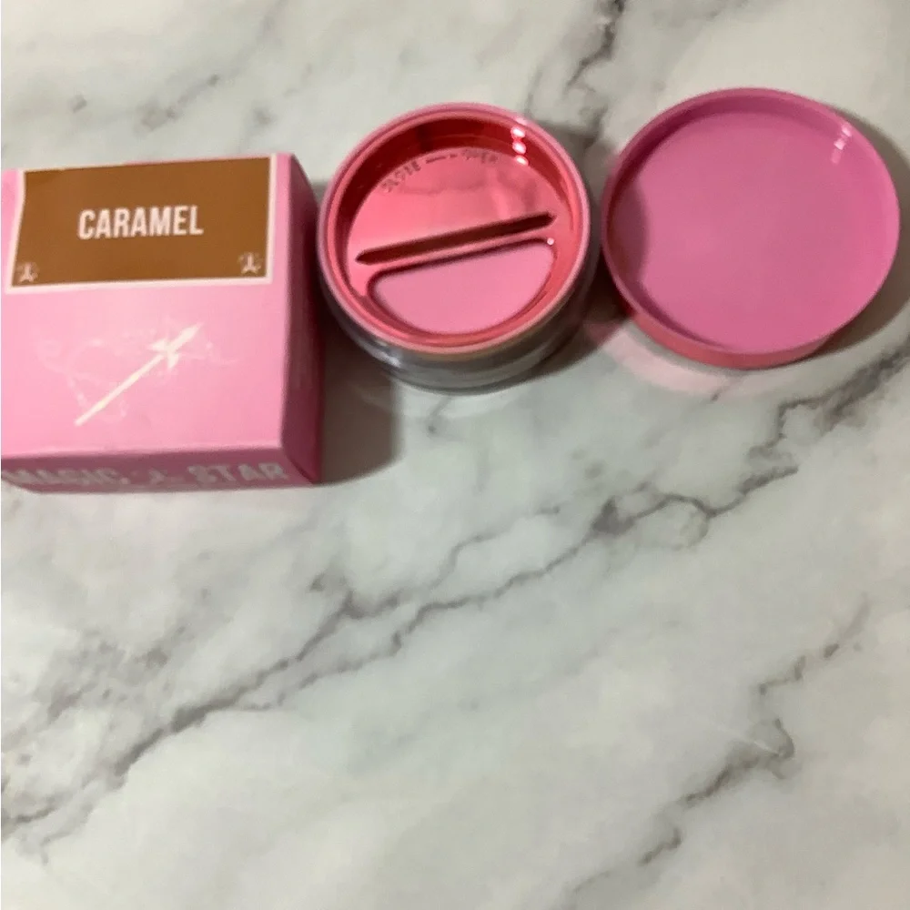 New Jeffree Star Luminous Setting Powder Caramel